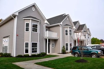 Primary Photo - Pine Creek Commons Apartments