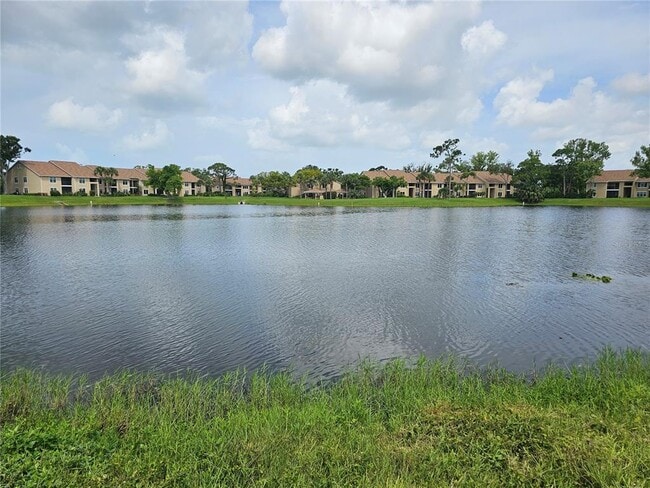 Building Photo - 8340 Wingate Dr