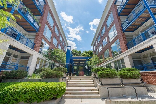 Foto del edificio - 1151 W Washington Blvd