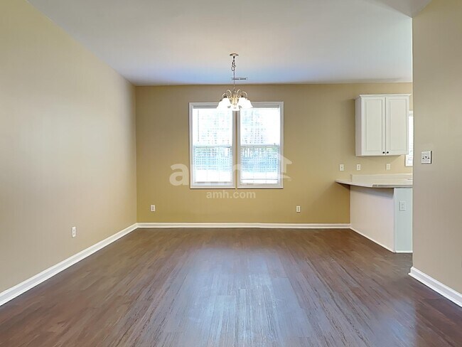 Foto del edificio - 204 Ber Creek Dr