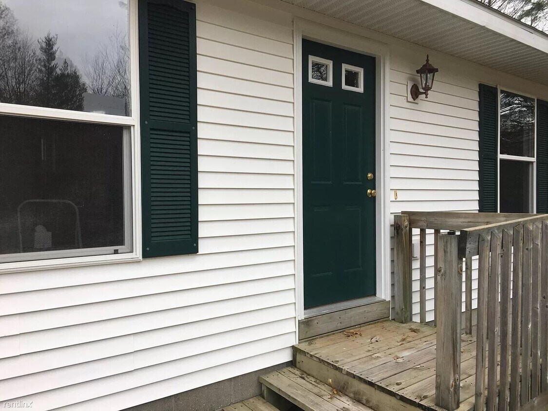 Primary Photo - 2 br, 1 bath House - 3946 Automobile Rd