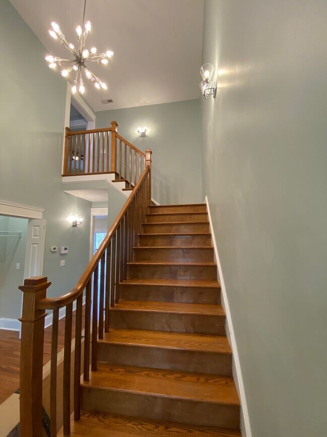 Foto del edificio - West AVL - Modern Craftsman Style 3 Bedroom