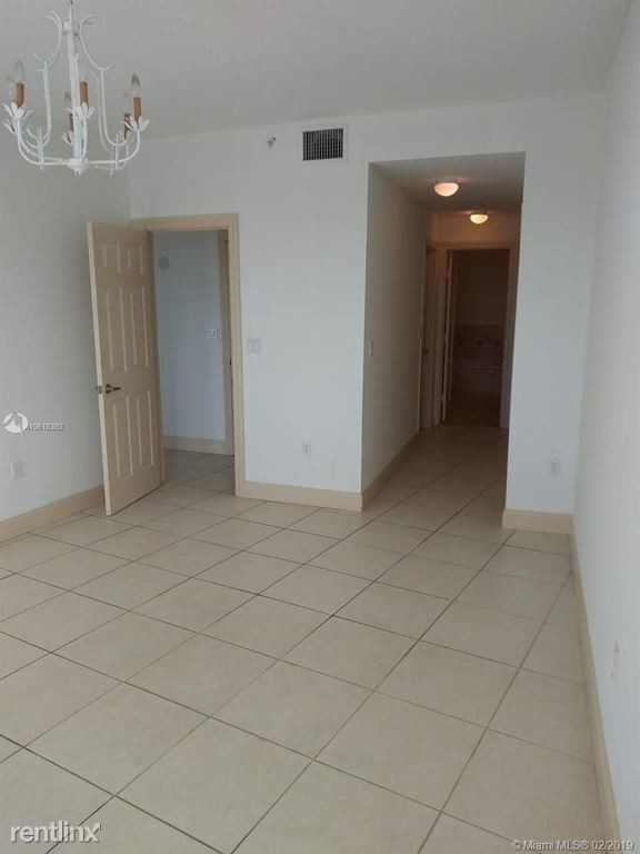 Foto del edificio - 2 br, 2.5 bath  - 2401 Anderson Rd