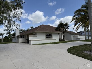 Building Photo - 1295 Longlea Terrace