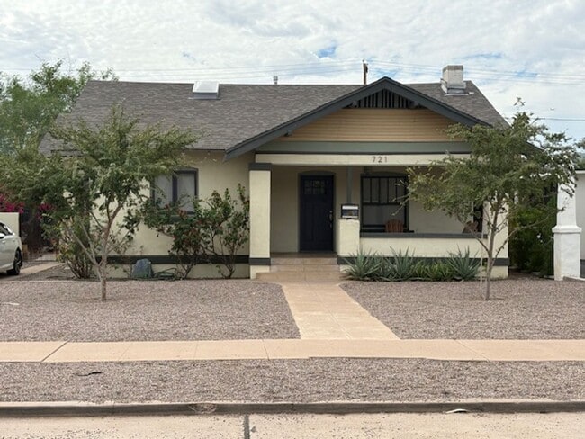 Photo - 721 E Granada Rd Apartment