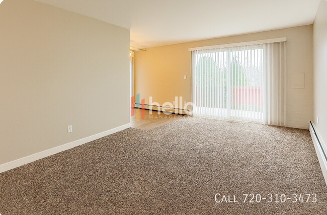 Foto del edificio - 3209 E Fountain Blvd