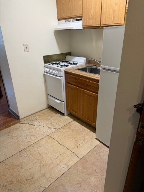 Foto del edificio - 41 S Grant Ave