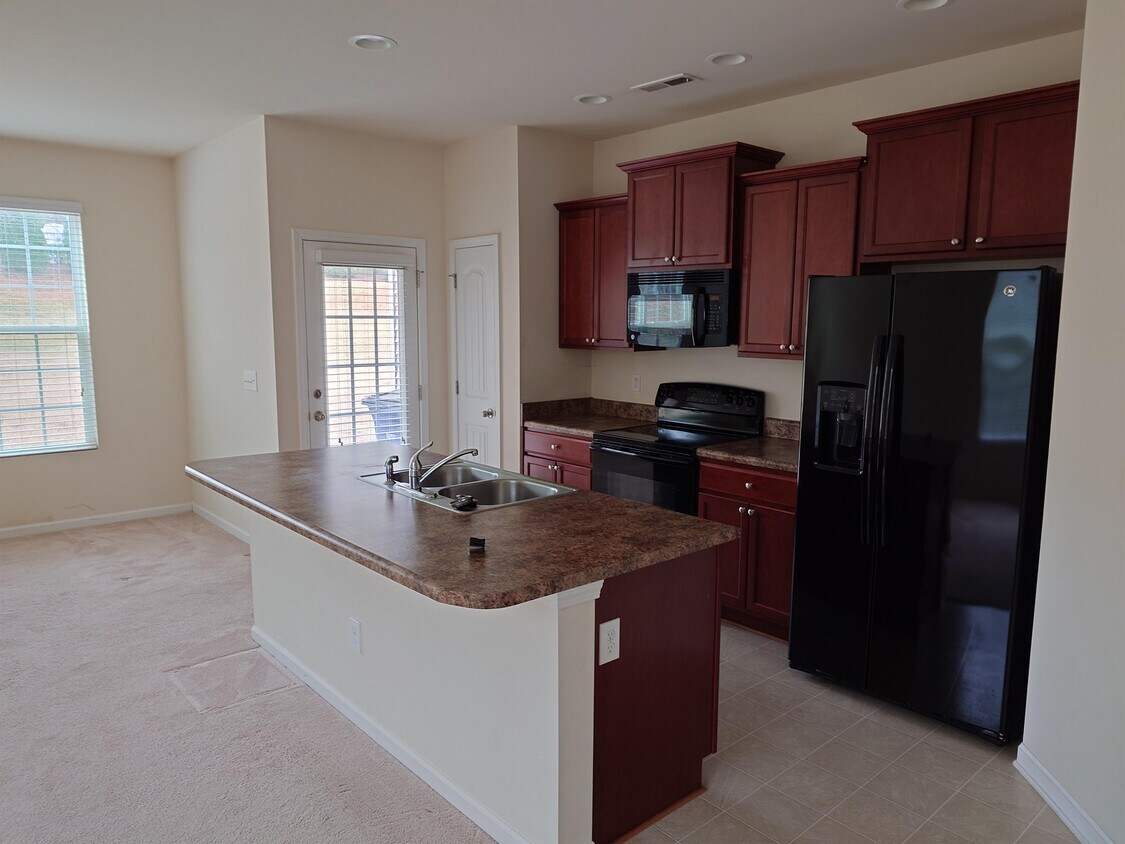Foto del edificio - 2423 Hartfield Cir