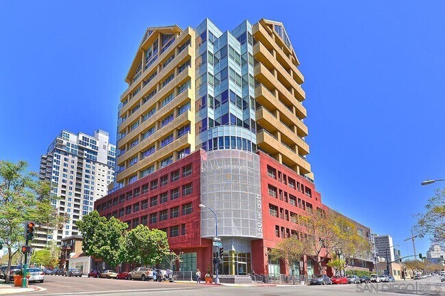 Foto del edificio - 350 W Ash St