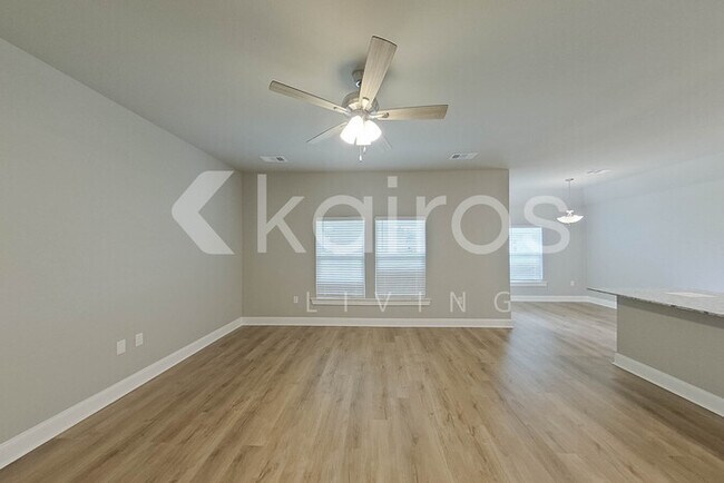 Foto del edificio - 13790 Pinyon Dr