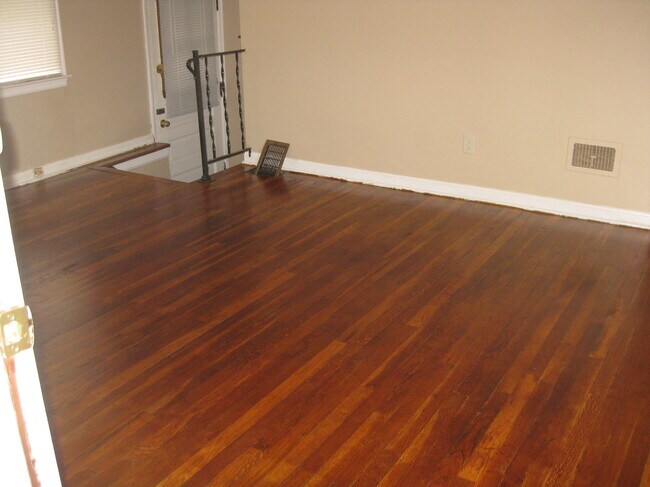 Foto del edificio - 935 E Weber Rd