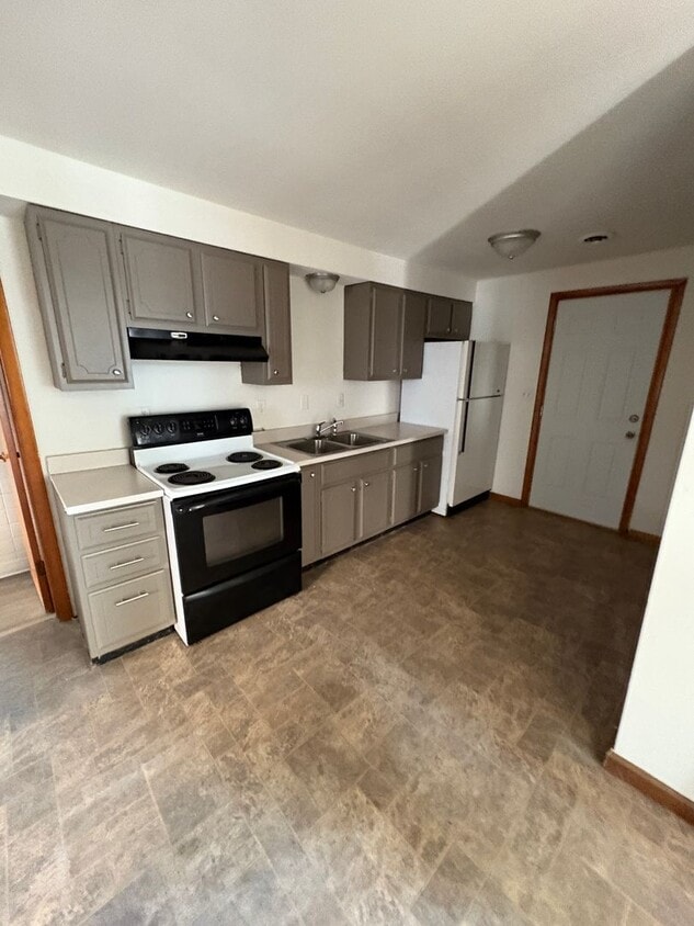 Foto principal - 107 E South C St