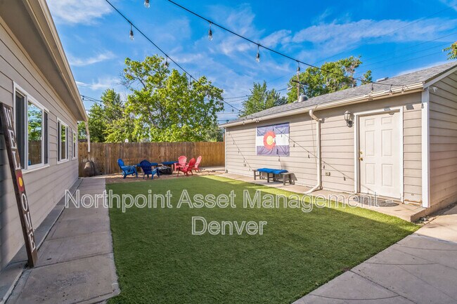 Foto del edificio - 3241 Sheridan Boulevard