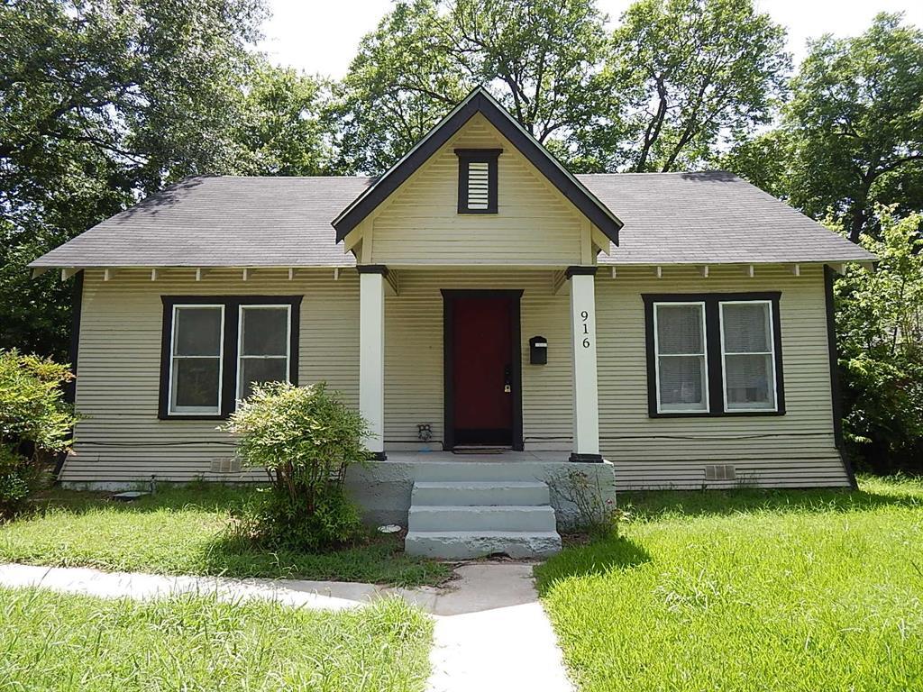 Primary Photo - 916 N Catherine St