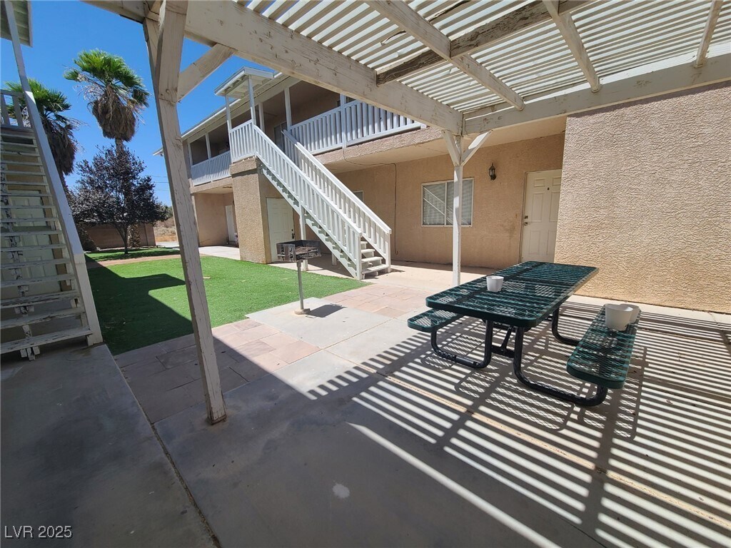 Foto principal - 1827 E Calvada Blvd