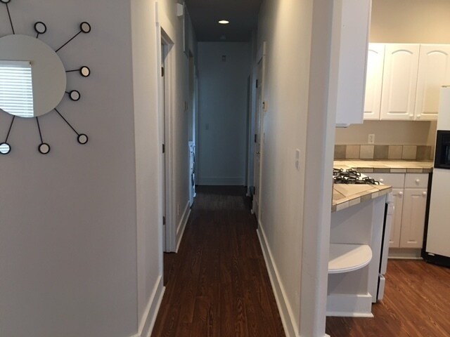 Building Photo - Best location on the Westside