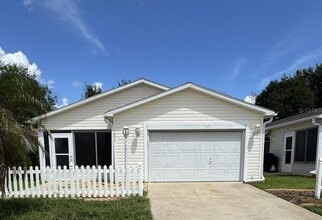 Building Photo - 1693 Campos Dr