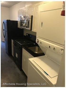 Building Photo - 5025 1st St NW