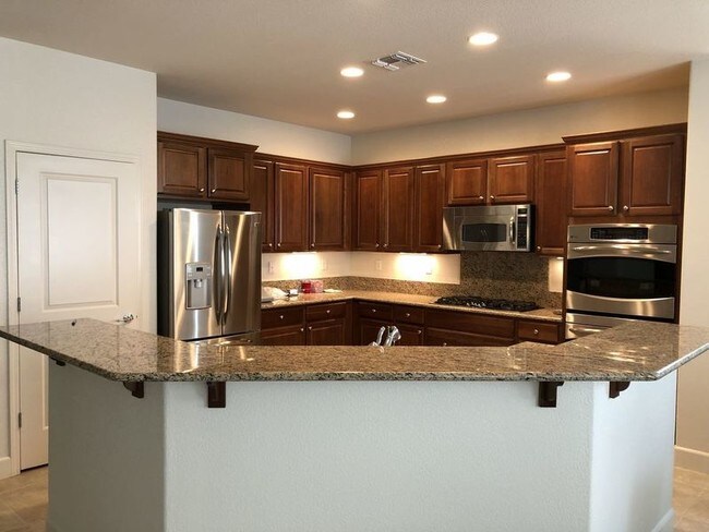 Building Photo - 1250 W Del Webb Pkwy
