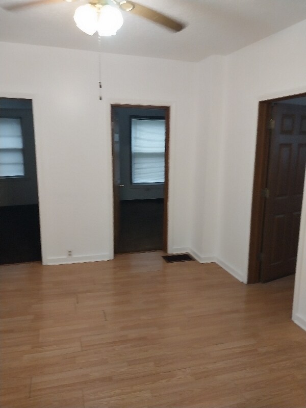 Foto del edificio - 6923 Classen Ave