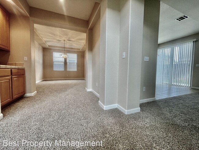 Building Photo - 5 br, 4 bath House - 1234 Comice Parkway