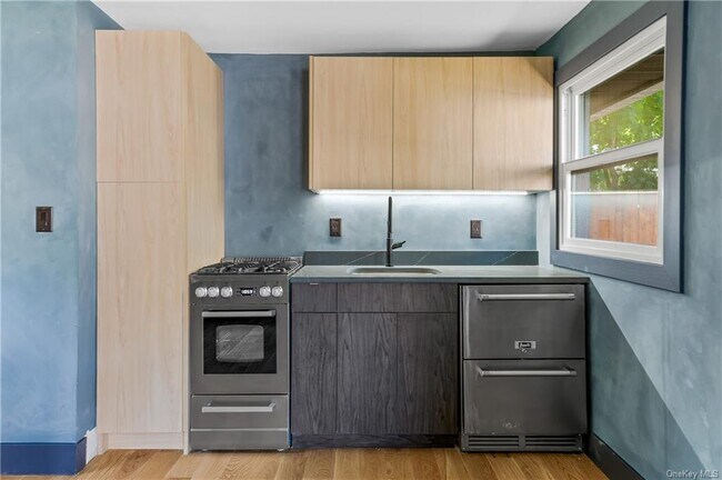 Foto del edificio - 699 Jersey Ave
