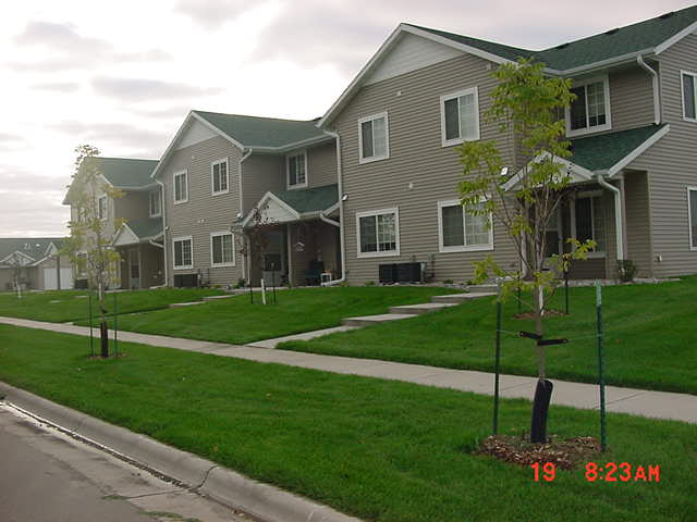 Foto principal - Maple Court Townhomes