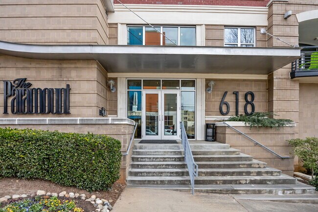 Foto del edificio - 618 N Boylan Ave