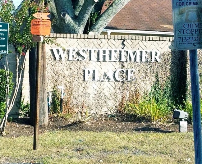 Building Photo - 3727 Westheimer Pl Dr