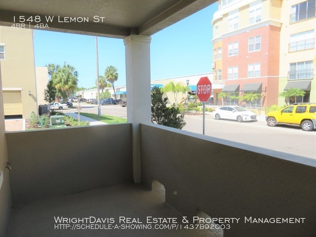 Building Photo - 1548 W Lemon St