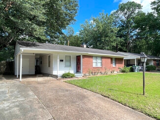 Building Photo - 1750 Sea Isle Rd
