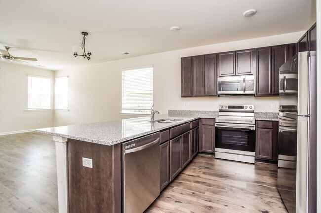 Building Photo - 1177 Warrens Way, Manning, SC