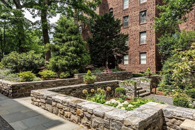 Photo - 64 Sagamore Rd Apartment