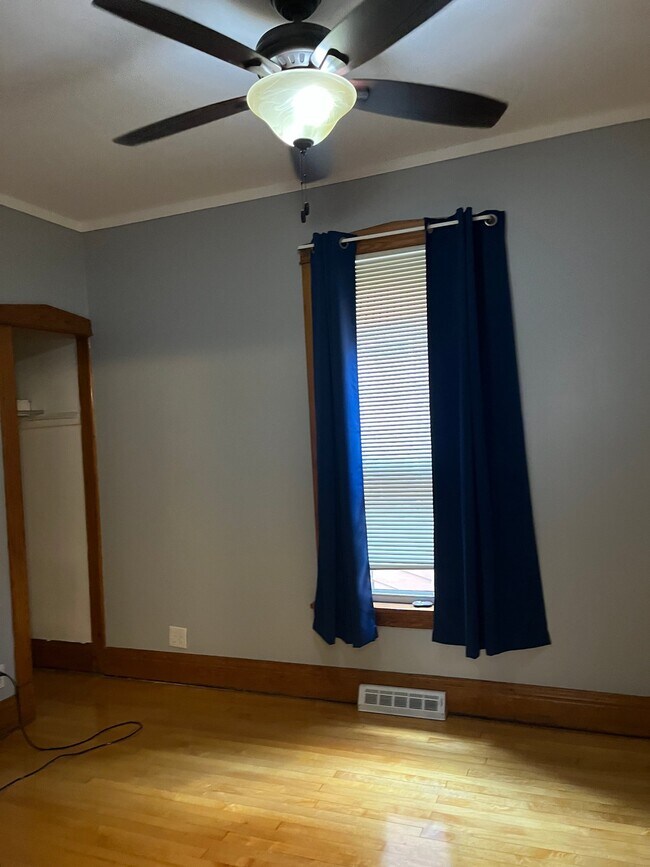 Foto del edificio - 3543 W Wrightwood Ave