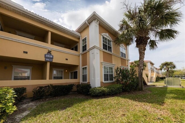 Building Photo - 1010 Villagio Cir