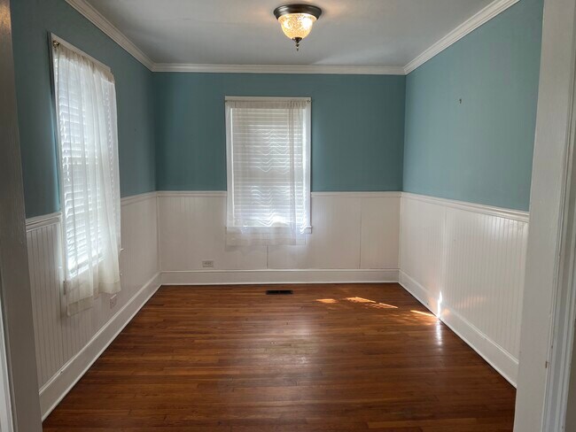 Foto del edificio - 905 Demerius St