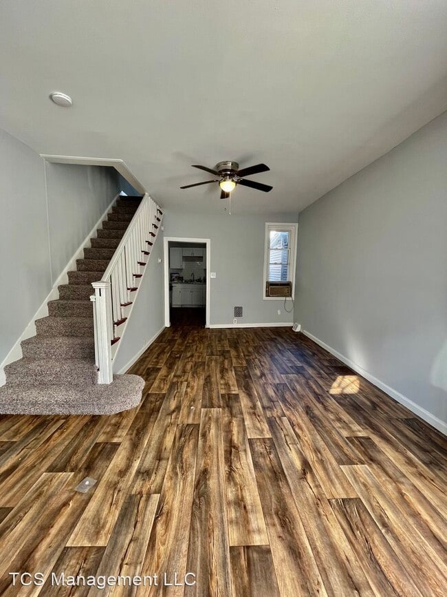 Building Photo - 3 br, 1.5 bath House - 1933 Clarence St