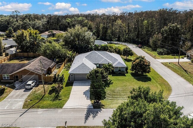 Building Photo - 11210 Rabun Gap Dr