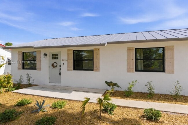 Building Photo - 403 Daly Dr