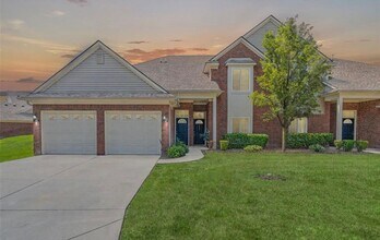 Building Photo - 14273 Shadywood Dr