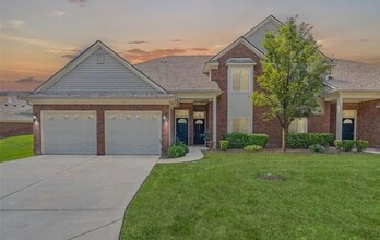 Building Photo - 14349 Shadywood Dr