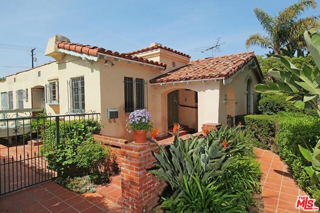 Foto del edificio - 1054 Princeton St
