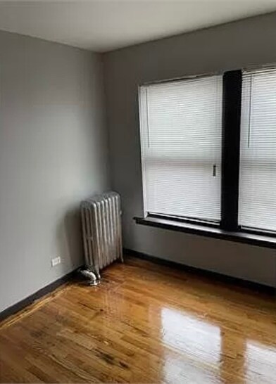 Building Photo - 2111 E 68th St