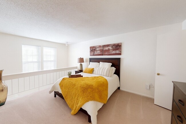 Building Photo - Brookwood Village