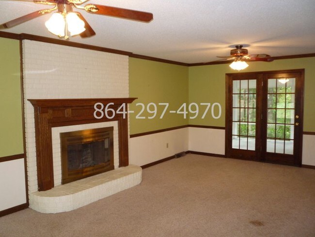 Building Photo - 119 Wood Creek Rd