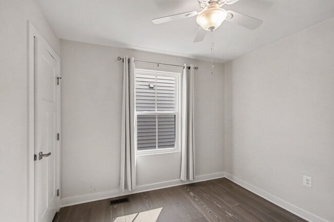 Building Photo - 8914 Penrith Dr