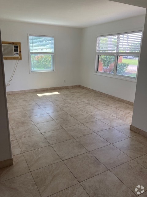 Building Photo - 13291 McGregor Blvd