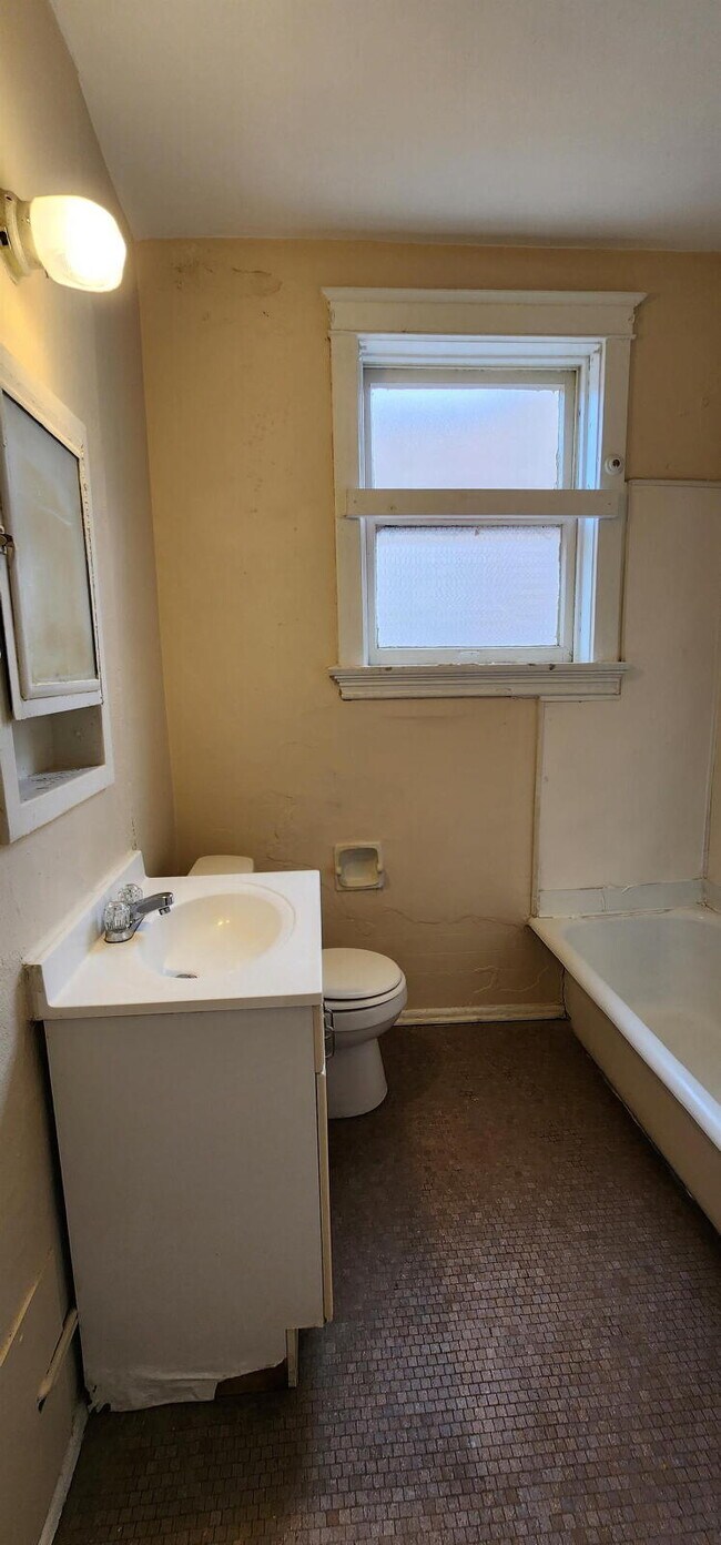 Foto del edificio - ** MOVE IN SPECIAL** Historic South City Living
