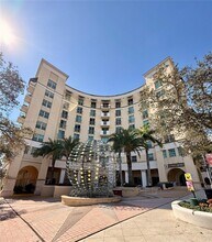 Building Photo - 610 Clematis St