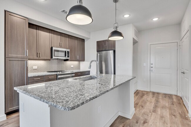 Interior Photo - Caliza Ridge